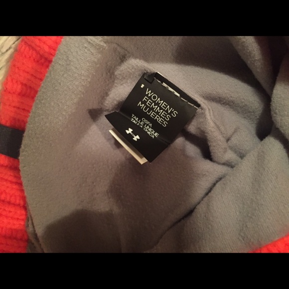 Ladies UA toque - Picture 3 of 4